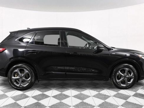 Used 2023 Ford Escape ST-Line image 13