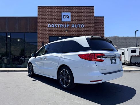 Used 2022 Honda Odyssey Elite image 6