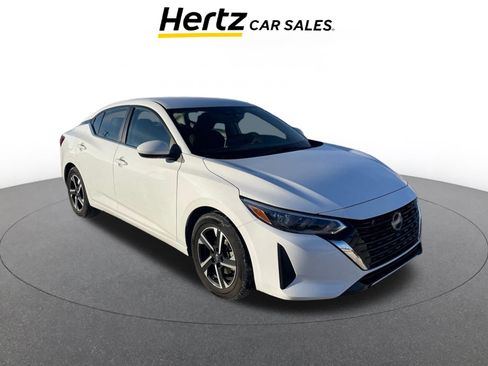 Used 2025 Nissan Sentra SV image 1