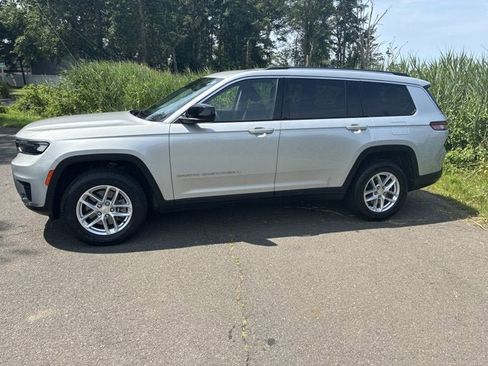 Certified 2021 Jeep Grand Cherokee L Laredo w/ Luxury Tech Group I image 5