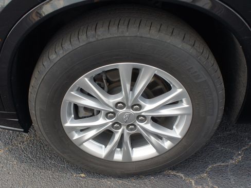 Used 2024 Cadillac XT6 Luxury w/ LPO, Floor Liner Package AWD/4WD image 28