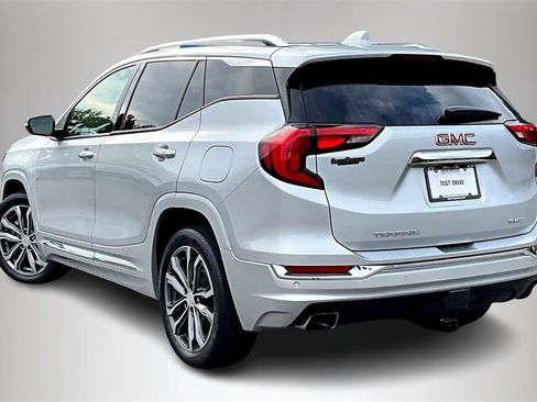 Certified 2020 GMC Terrain Denali w/ Denali Premium Package image 5