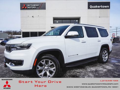 Used 2022 Jeep Wagoneer Series II image 1