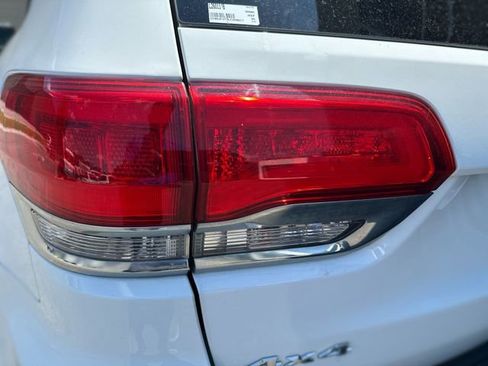 Used 2020 Jeep Grand Cherokee Summit AWD/4WD image 27