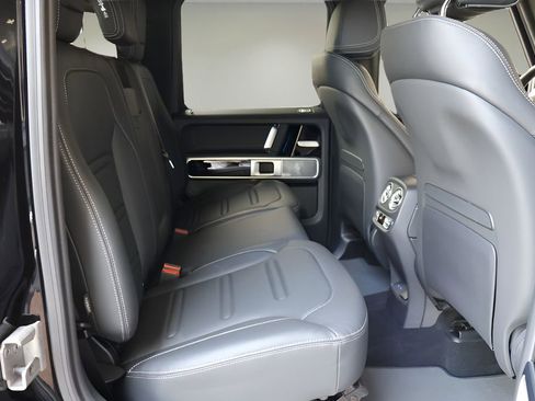 Used 2025 Mercedes-Benz G 550 image 19
