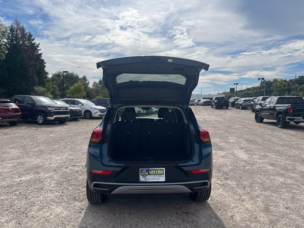 Used 2024 Buick Encore GX Preferred FWD image 8
