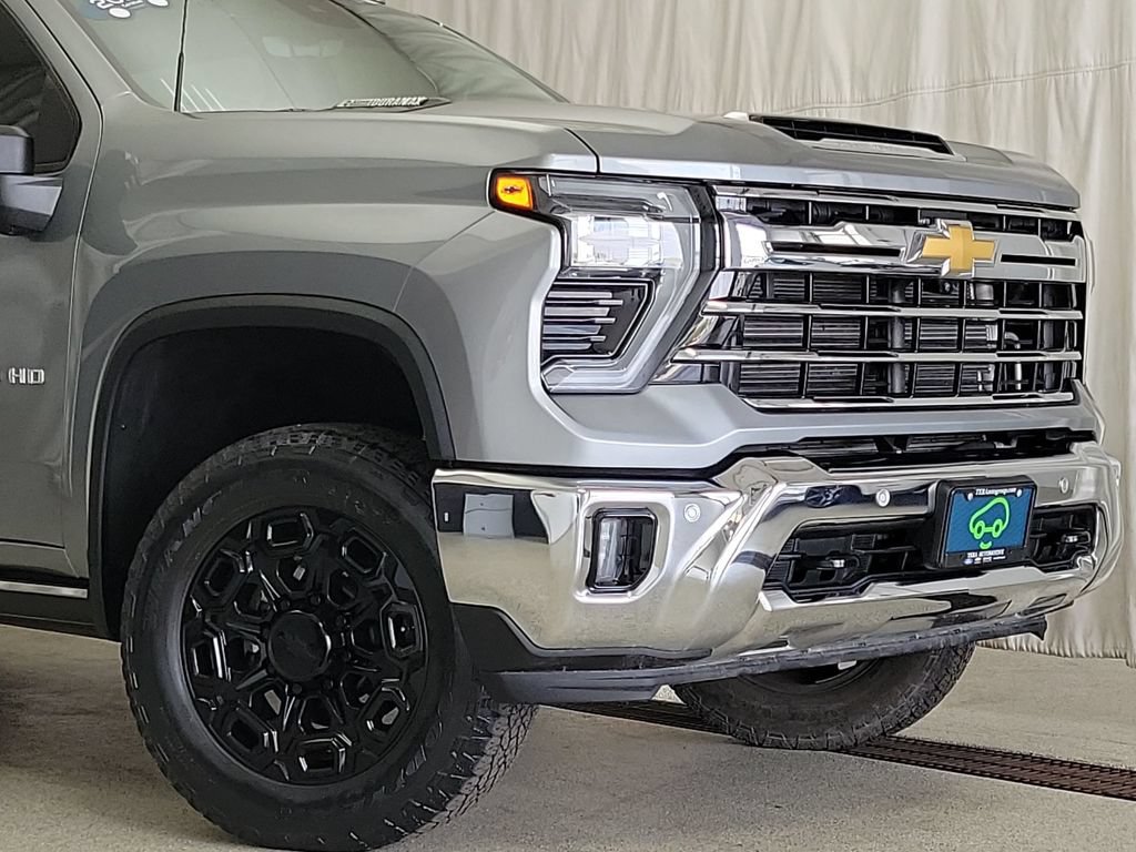 Certified 2024 Chevrolet Silverado 2500 LTZ w/ LTZ Plus Package AWD/4WD image 6