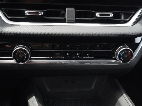 New 2025 Chevrolet Equinox LT w/ Safety and Technology Package image 22