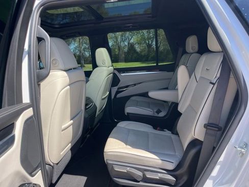 Used 2025 Cadillac Escalade Sport image 46