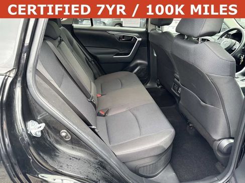 Used 2024 Toyota RAV4 LE AWD/4WD image 11