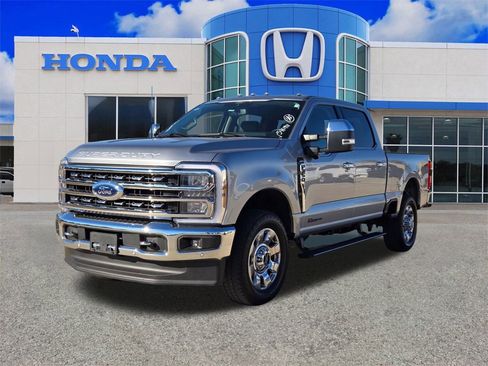 Used 2024 Ford F350 Lariat w/ Lariat Ultimate Package image 7