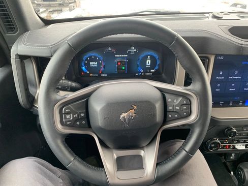 Used 2025 Ford Bronco Outer Banks image 14