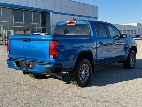 Certified 2024 Chevrolet Colorado LT w/ LT Convenience Package image 5