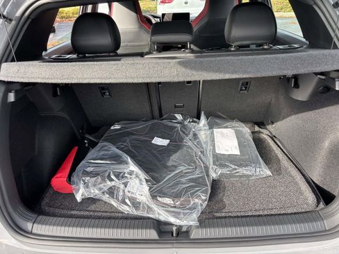 New 2026 Volkswagen GTI SE FWD image 9