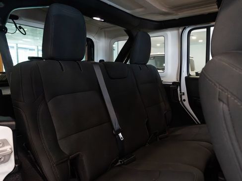 Used 2020 Jeep Wrangler Unlimited Sport S AWD/4WD image 20