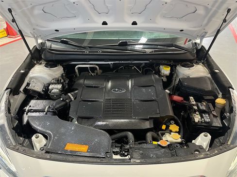 Used 2019 Subaru Outback 3.6R Touring w/ Popular Package #3A image 31