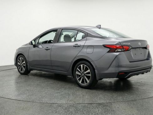 Used 2025 Nissan Versa SV image 6