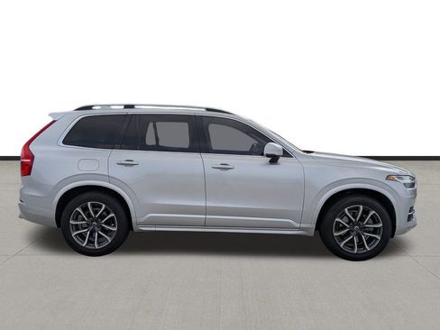 Used 2019 Volvo XC90 T5 Momentum w/ Protection Package Premier image 4