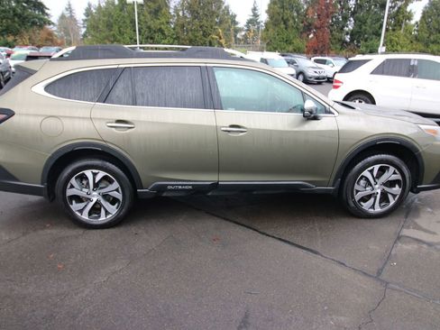 Used 2022 Subaru Outback Touring w/ Popular Package #2 image 6