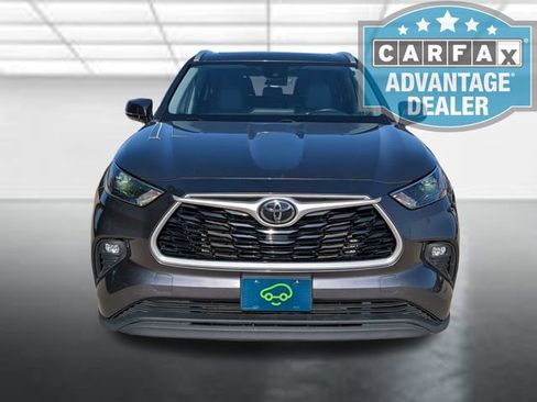 Used 2022 Toyota Highlander XLE AWD/4WD image 26