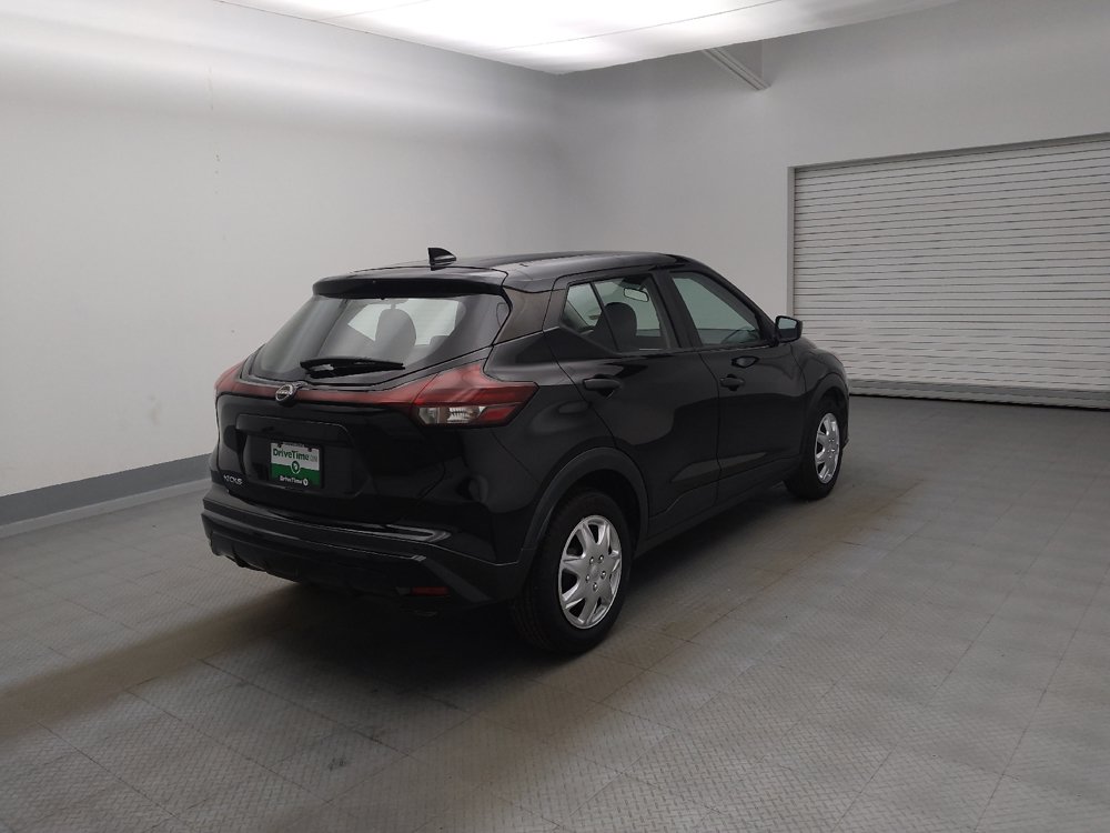 Used 2022 Nissan Kicks S FWD image 9