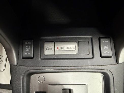 Used 2015 Subaru Forester 2.5i Limited AWD/4WD image 39