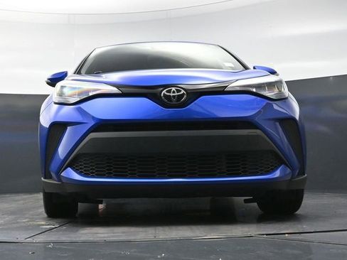 Used 2021 Toyota C-HR XLE image 20