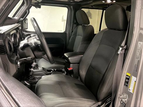 Used 2022 Jeep Gladiator Willys image 31
