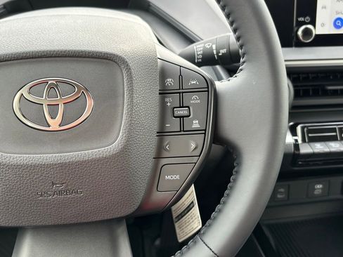 New 2026 Toyota Prius LE image 16