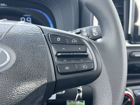 New 2026 Hyundai Venue SE FWD image 17