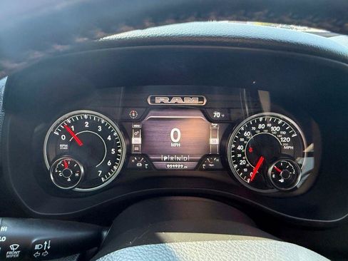 Used 2022 RAM 1500 Big Horn AWD/4WD image 17