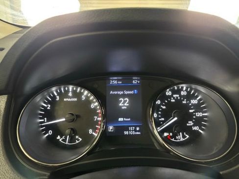 Used 2020 Nissan Rogue SV AWD/4WD image 18