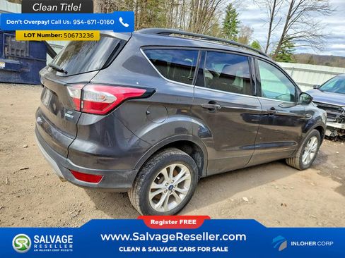 Used 2018 Ford Escape SE w/ SE Sync 3 Package AWD/4WD image 4