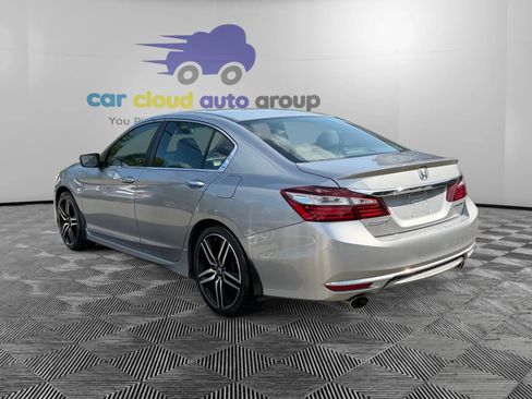 Used 2017 Honda Accord Sport image 3