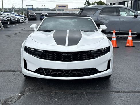 Used 2023 Chevrolet Camaro LT RWD image 13