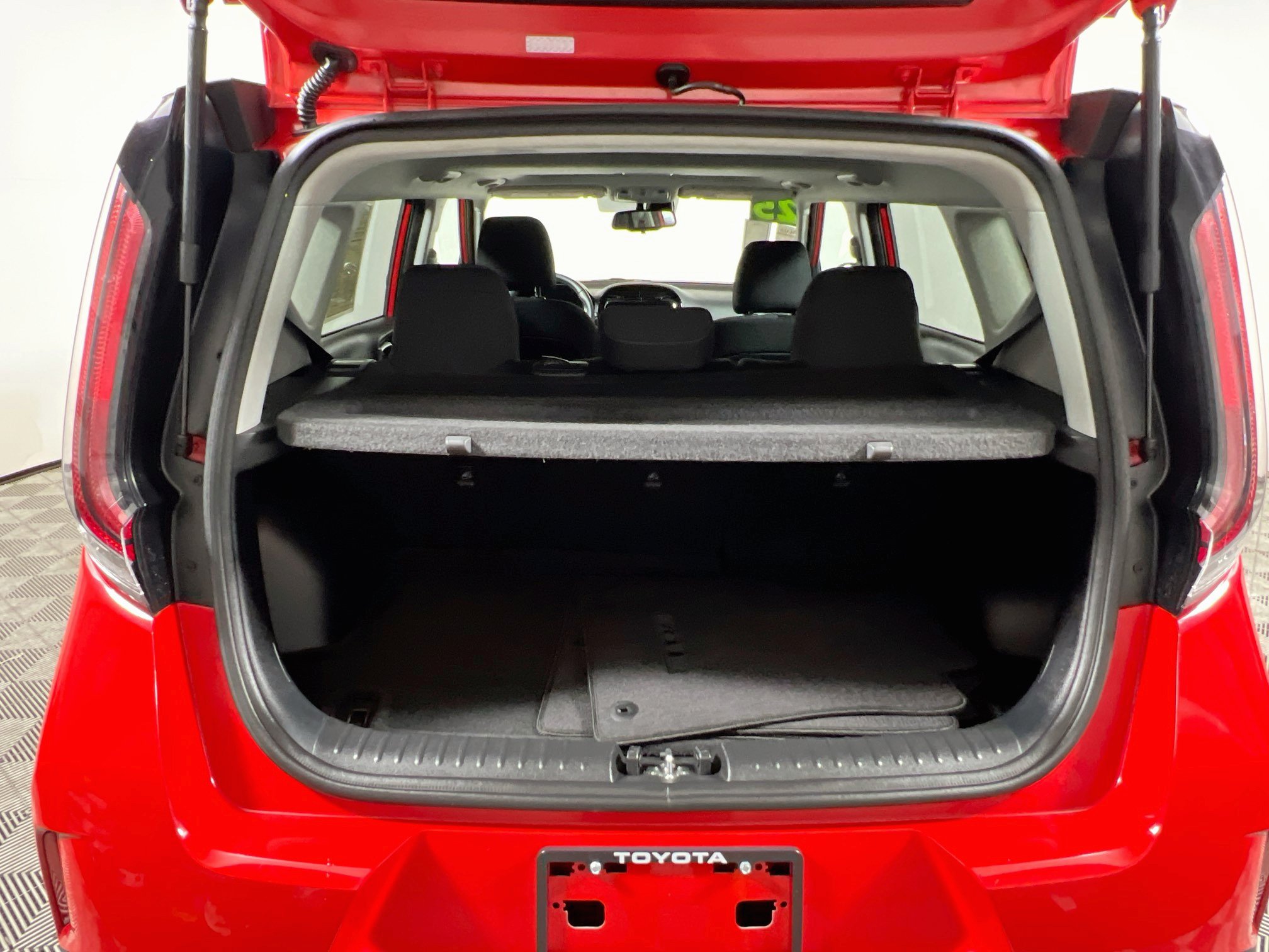 Used 2025 Kia Soul EX FWD image 34
