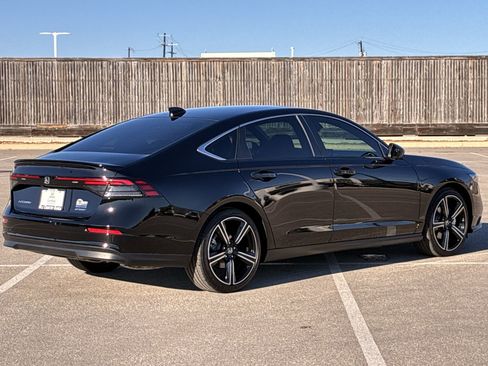 Certified 2025 Honda Accord Sport image 6