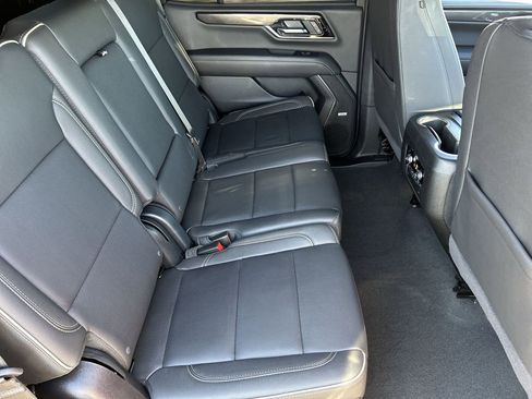 Used 2025 GMC Yukon Elevation image 27