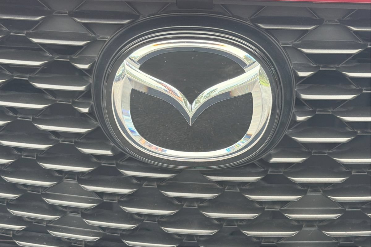 Used 2021 MAZDA MAZDA3 s FWD image 26