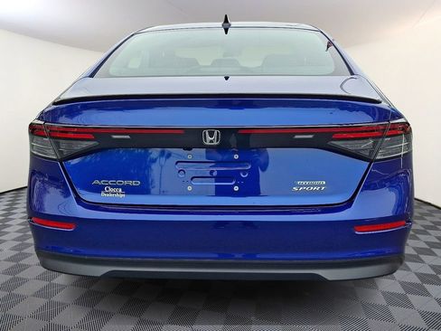 Used 2023 Honda Accord Sport image 8