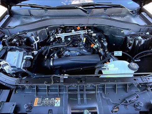 New 2026 Ford Explorer Active w/ Active Comfort Package image 16