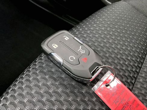 Used 2023 GMC Acadia SLE w/ Driver Convenience Package AWD/4WD image 17