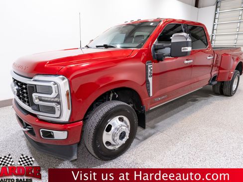 Used 2024 Ford F350 Platinum image 2