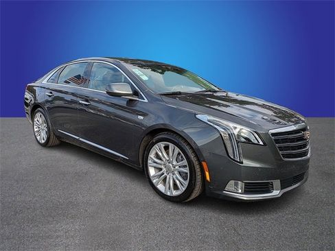Used 2019 Cadillac XTS Luxury image 7