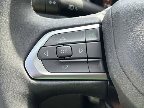 Used 2026 Jeep Compass Limited AWD/4WD image 21