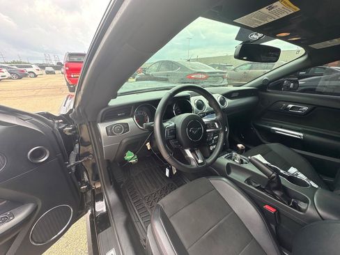 Used 2017 Ford Mustang GT Premium w/ Equipment Group 401A RWD image 13