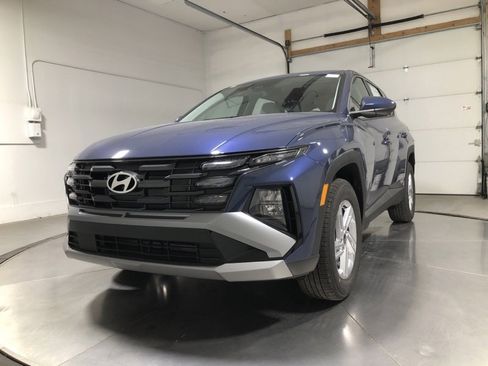 New 2026 Hyundai Tucson SE image 3