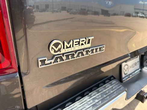 Used 2022 RAM 1500 Laramie AWD/4WD image 16