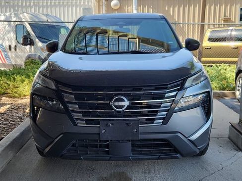 Certified 2024 Nissan Rogue S AWD/4WD image 2