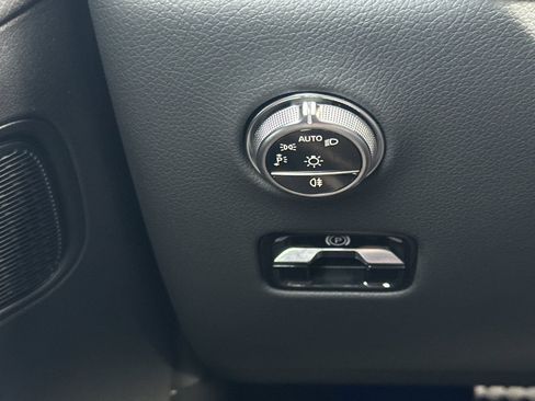 New 2026 Mercedes-Benz GLC 300 4MATIC image 23